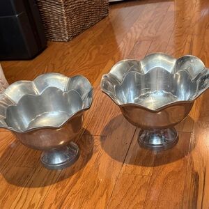 2 Elegant Silver Metal Bowls